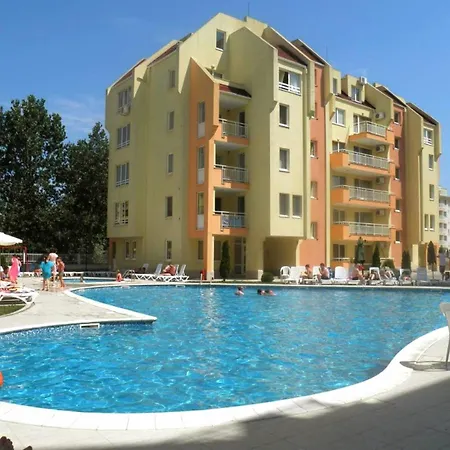 Harmony Suites-1 Private Apartment 424 Слънчев бряг