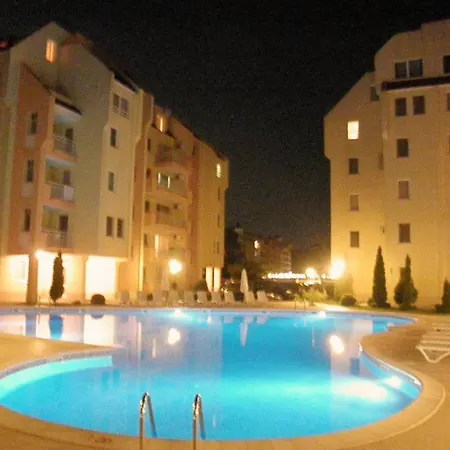 Harmony Suites-1 Private Apartment 424 Апартамент Слънчев бряг